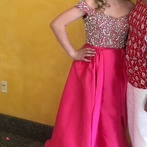 Mac Duggal Gown/Evening Dress